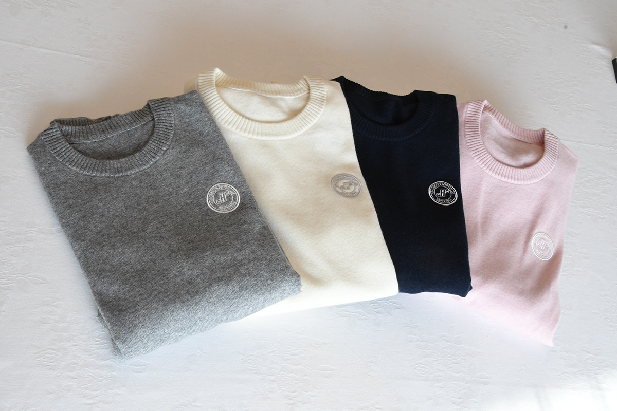 カシミヤセーター